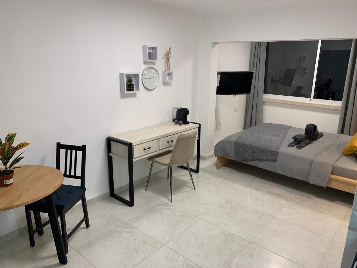 Maya New Guest House -Panoramic Sea&Citycentre View, Haifa Exterior foto